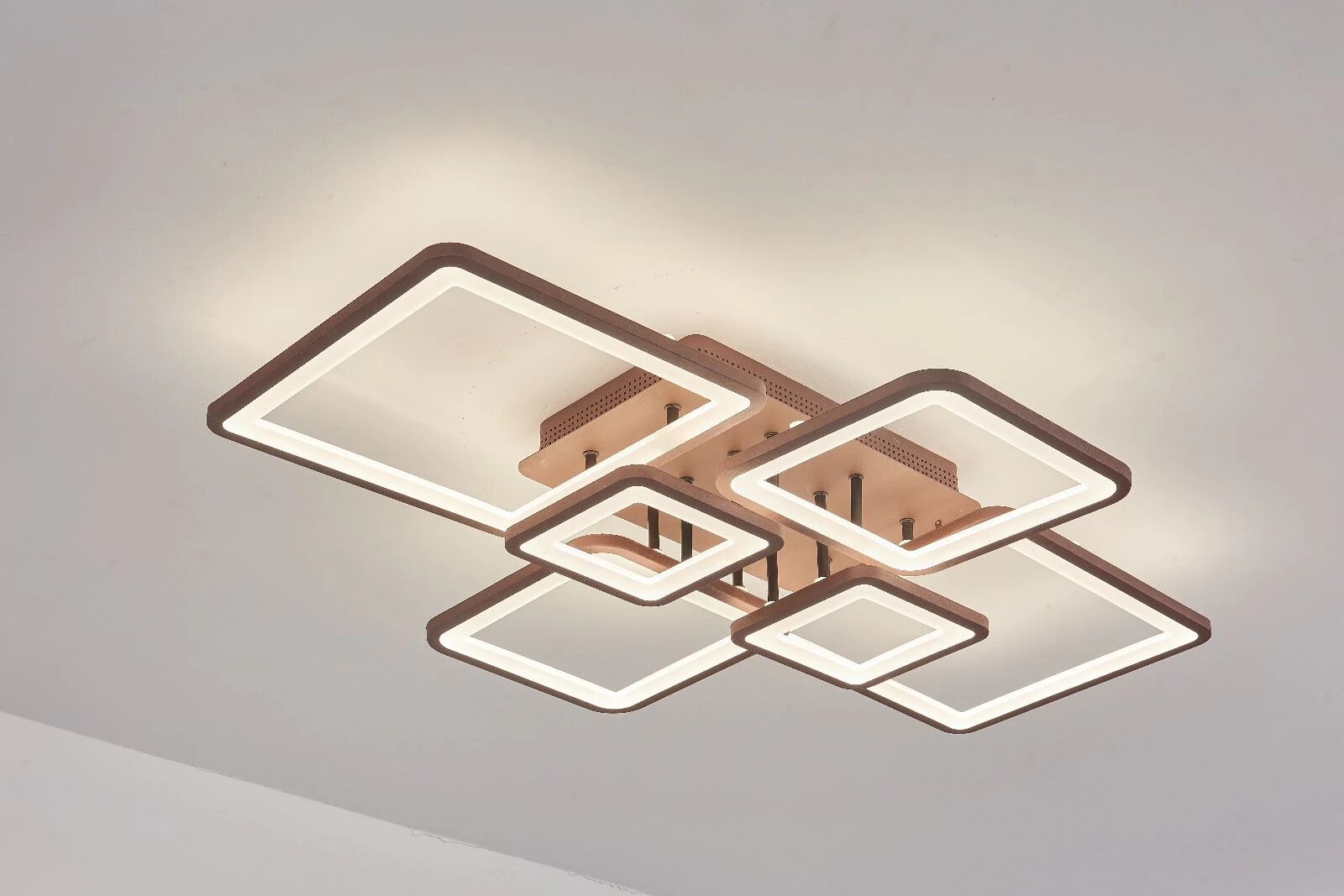 Lustra LED cu Telecomanda, 228W, 3 tipuri de lumina, Maro