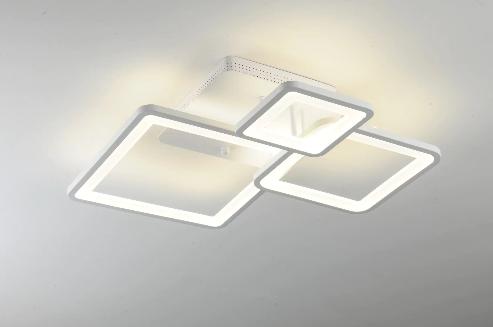 Lustra LED cu Telecomanda, 112W, 3 tipuri de lumina, Alb