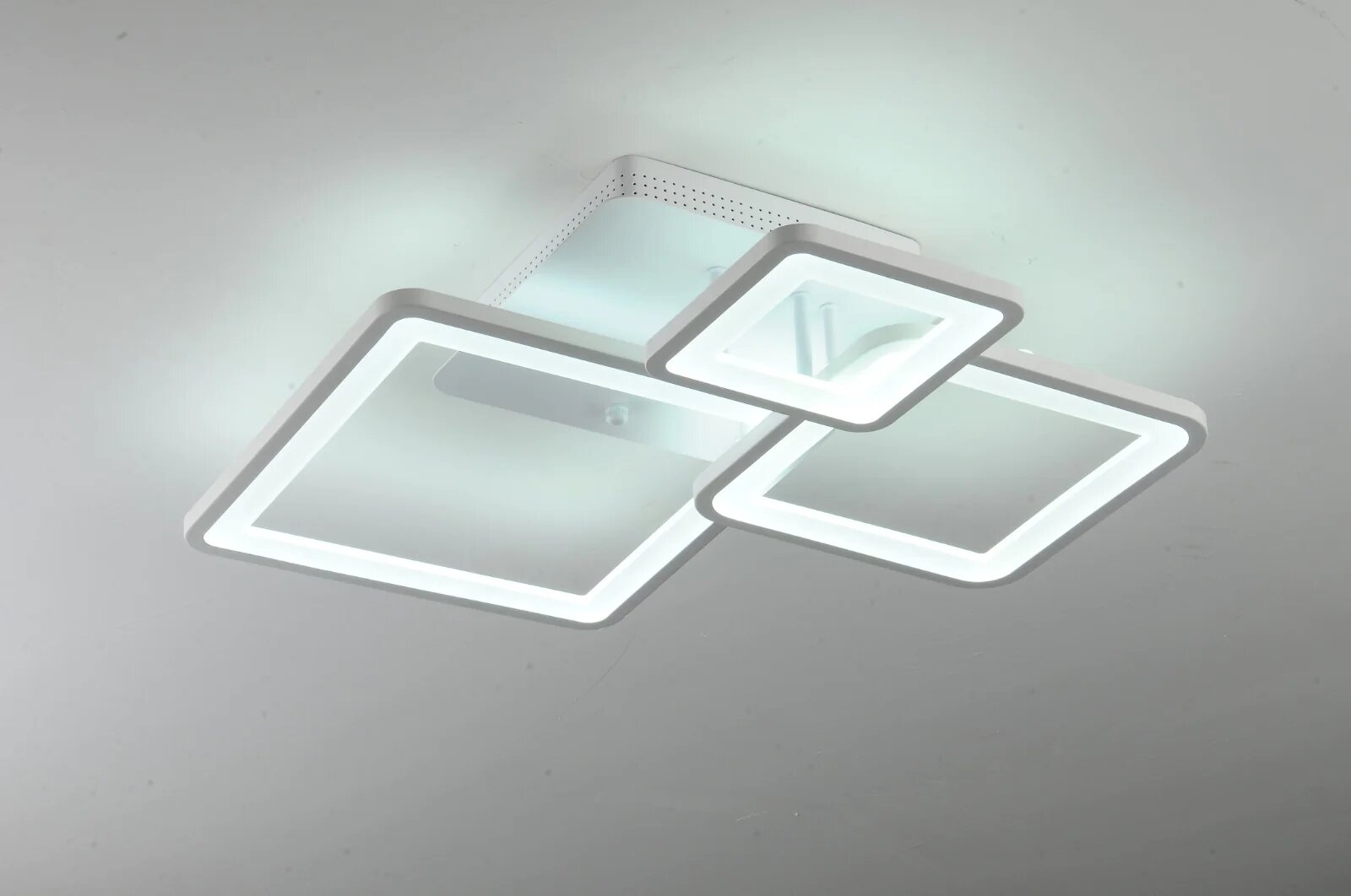 Lustra LED cu Telecomanda, 112W, 3 tipuri de lumina, Alb