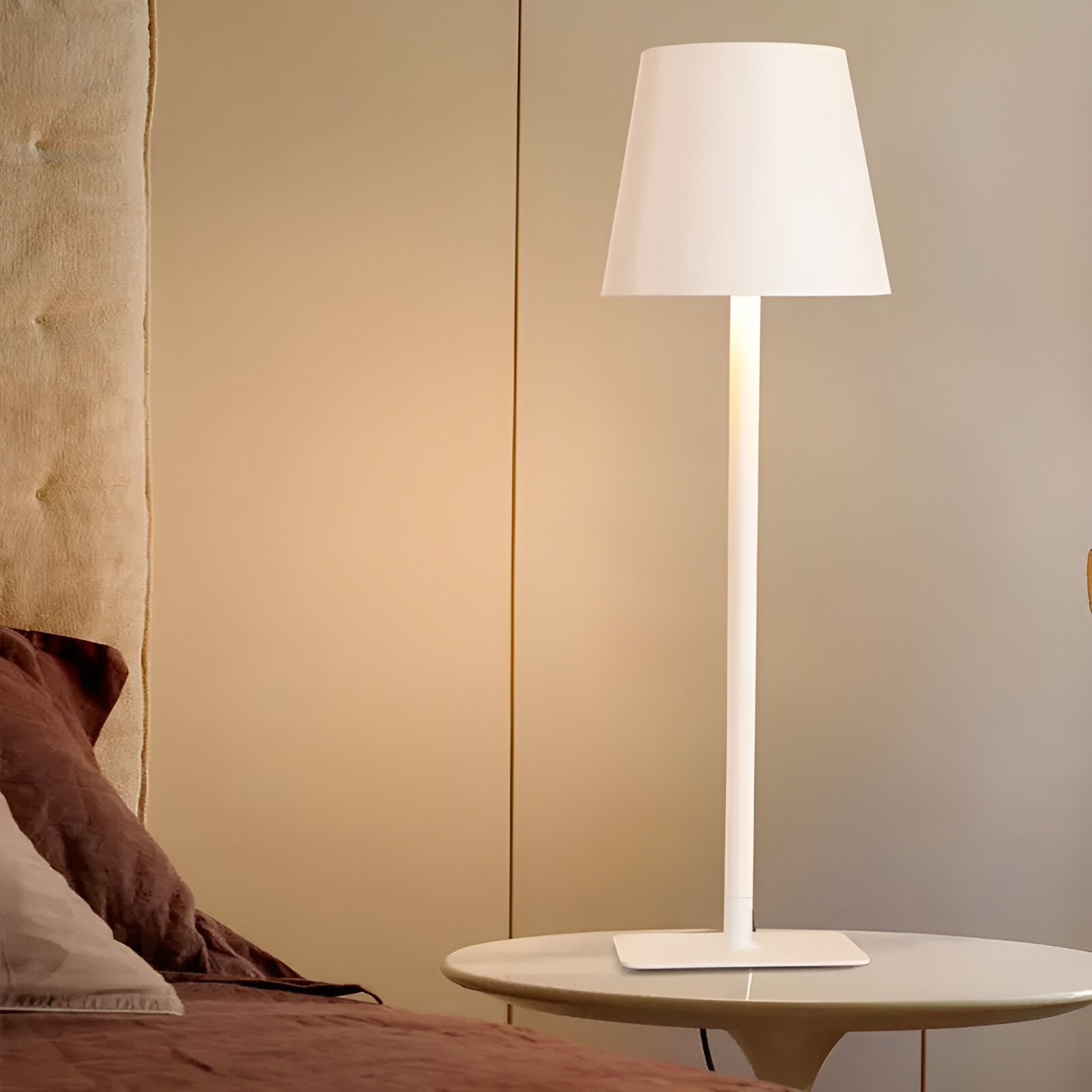 Lampa de masa, Touch, 3 Tipuri De Lumina, Incarcare USB, Alb